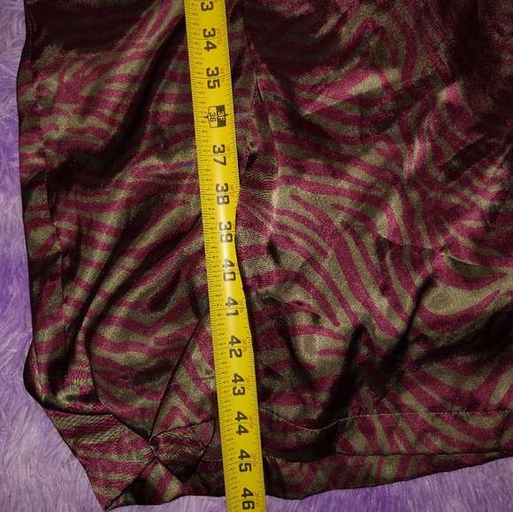 Victoria's Secret Vintage Animal Print Robe - Picture 3 of 6